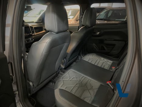 FIAT Strada 1.3 4P FIREFLY FLEX VOLCANO CABINE DUPLA AUTOM�TICO, Foto 8