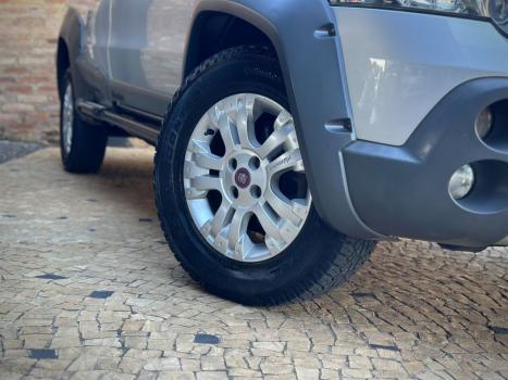 FIAT Strada 1.8 FLEX ADVENTURE LOCKER CABINE ESTENDIDA, Foto 3