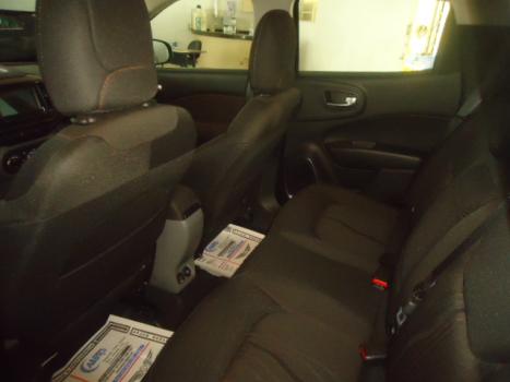 FIAT Toro 2.0 16V 4P VOLCANO 4WD TURBO DIESEL AUTOMTICO, Foto 4