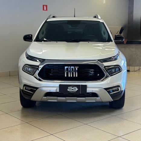 FIAT Toro 2.0 16V 4P VOLCANO 4WD TURBO DIESEL AUTOMTICO, Foto 1