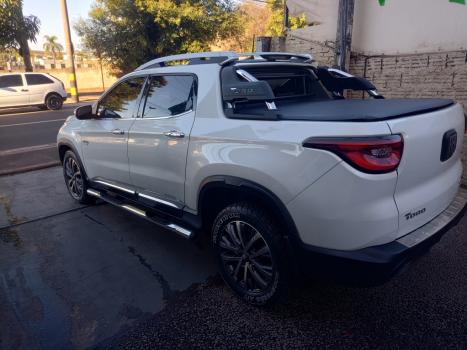 FIAT Toro 2.0 16V 4P 4WD RANCH TURBO DIESEL AUTOM�TICO, Foto 3