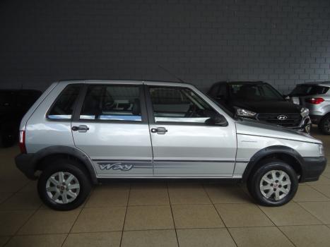 FIAT Uno 1.0 4P FIRE FLEX ECONOMY CELEBRATION, Foto 2