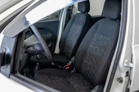 FIAT Uno 1.0 4P FLEX EVO VIVACE CELEBRATION, Foto 7