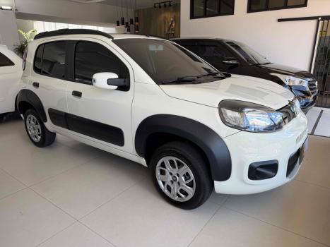 FIAT Uno 1.0 FLEX, Foto 2