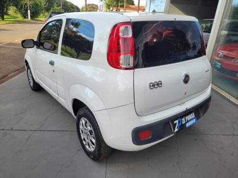 FIAT Uno 1.0 FLEX VIVACE, Foto 4