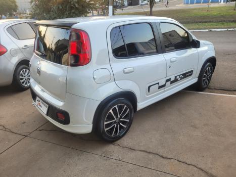FIAT Uno 1.4 4P FLEX SPORTING, Foto 2