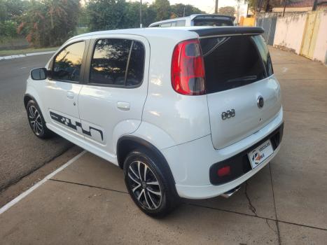 FIAT Uno 1.4 4P FLEX SPORTING, Foto 3