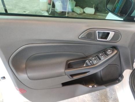 FORD Fiesta Hatch 1.6 16V 4P FLEX SE POWERSHIFT AUTOMÁTICO, Foto 3 FORD Fiesta Hatch 1.6 16V 4P FLEX SE POWERSHIFT AUTOMÁTICO, Foto 3