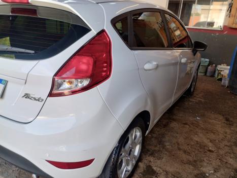 FORD Fiesta Hatch 1.6 16V 4P FLEX SE POWERSHIFT AUTOMÁTICO, Foto 4 FORD Fiesta Hatch 1.6 16V 4P FLEX SE POWERSHIFT AUTOMÁTICO, Foto 4