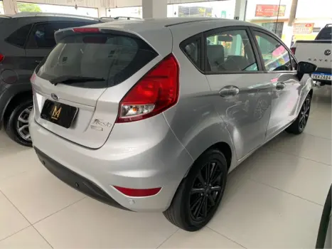 FORD Fiesta Hatch 1.6 16V 4P FLEX SE POWERSHIFT AUTOM�TICO, Foto 3