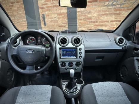 FORD Fiesta Hatch 1.6 4P FLEX, Foto 6