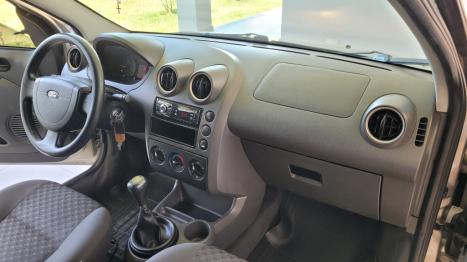 FORD Fiesta Hatch 1.0, Foto 9