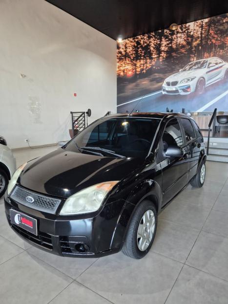 FORD Fiesta Hatch 1.0 4P FLEX, Foto 2