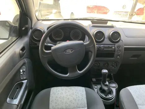 FORD Fiesta Sedan 1.0 4P FLEX, Foto 4