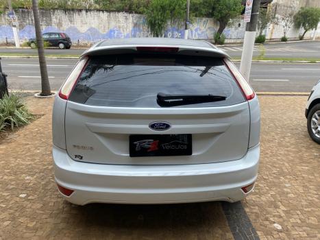 FORD Focus Hatch 1.6 4P, Foto 6