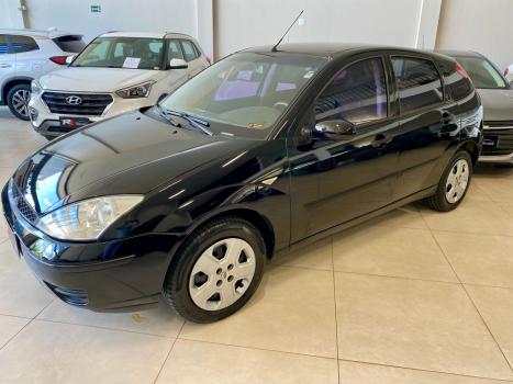 FORD Focus Hatch 1.6 4P, Foto 1