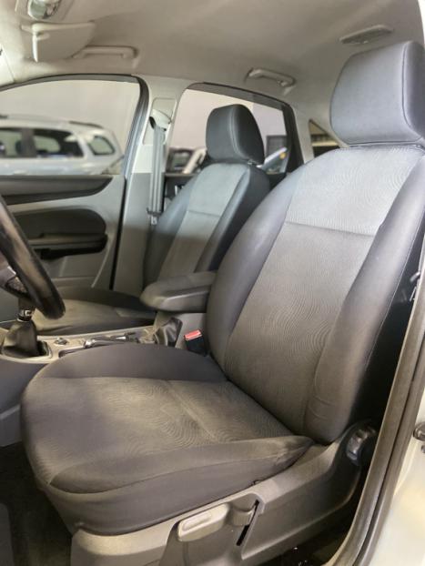 FORD Focus Hatch 1.6 16V 4P SE PLUS FLEX, Foto 7