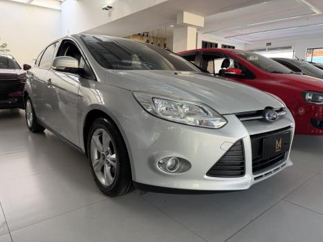 FORD Focus Hatch 1.6 4P, Foto 2