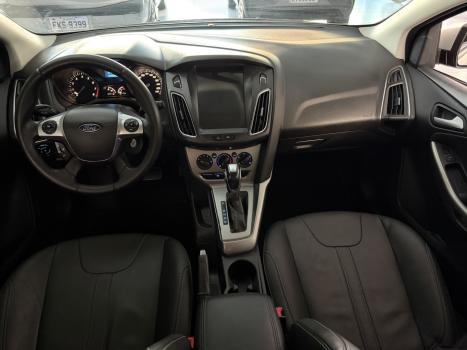 FORD Focus Hatch 1.6 4P, Foto 8