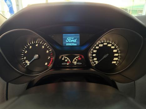 FORD Focus Hatch 1.6 4P, Foto 10