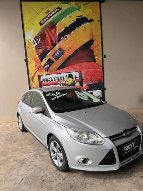 FORD Focus Hatch 1.6 16V 4P FLEX SE POWERSHIFT AUTOM�TICO, Foto 2