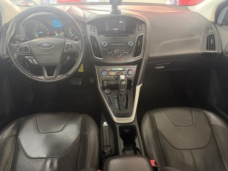 FORD Focus Sedan , Foto 8
