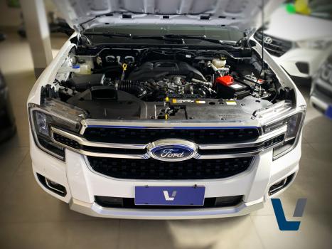 FORD Ranger 3.0 V6 4X4 LIMITED TURBO DIESEL CABINE DUPLA AUTOM�TICO, Foto 13