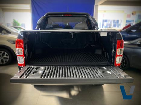 FORD Ranger 3.2 20V XLT 4X4 CABINE DUPLA TURBO DIESEL AUTOMÁTICO, Foto 13 FORD Ranger 3.2 20V XLT 4X4 CABINE DUPLA TURBO DIESEL AUTOMÁTICO, Foto 13