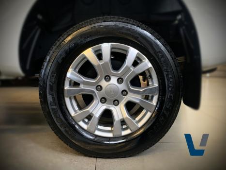 FORD Ranger 3.2 20V XLT 4X4 CABINE DUPLA TURBO DIESEL AUTOM�TICO, Foto 15