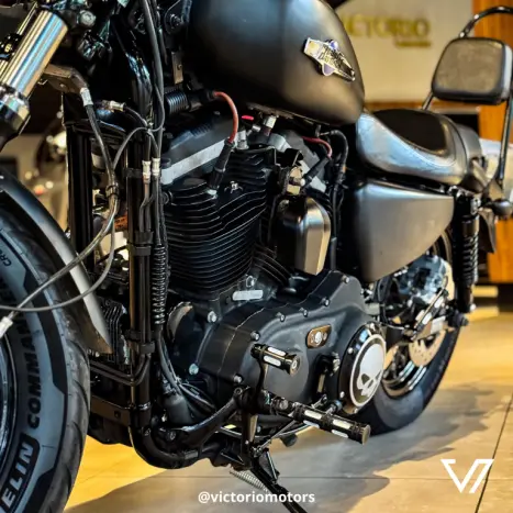 HARLEY DAVIDSON Sportster XL 1200 CUSTOM, Foto 3