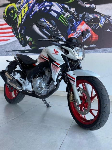 HONDA CB 250 F Twister FLEXONE, Foto 2