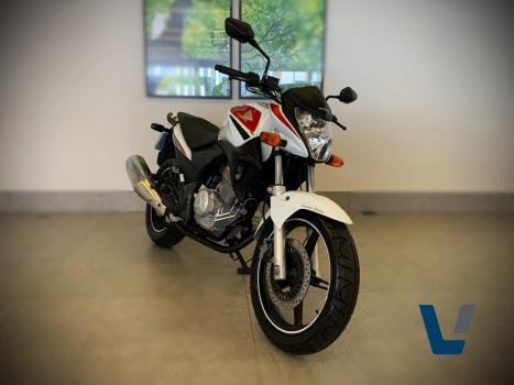 HONDA CB 300 R STD, Foto 3