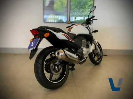 HONDA CB 300 R STD, Foto 4
