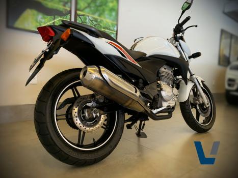 HONDA CB 300 R STD, Foto 10