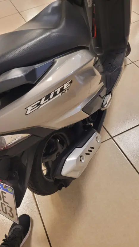 HONDA Elite 125 , Foto 6