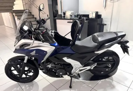 HONDA NC 750 X ABS, Foto 9