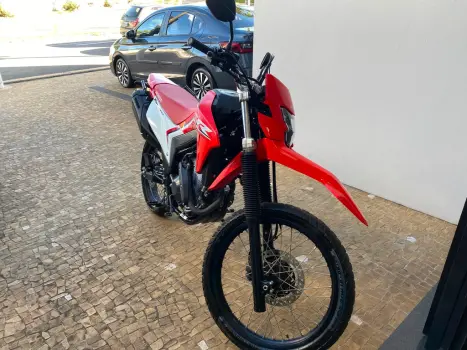 HONDA XR 300 L Tornado , Foto 2