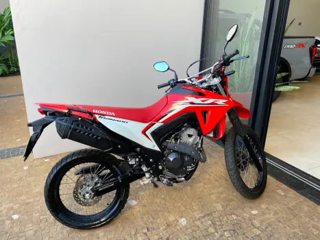 HONDA XR 300 L Tornado , Foto 3
