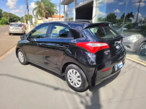 HYUNDAI HB 20 Hatch 1.0 12V 4P FLEX COMFORT, Foto 2