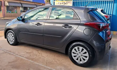 HYUNDAI HB 20 Hatch 1.0 12V 4P FLEX COMFORT, Foto 4