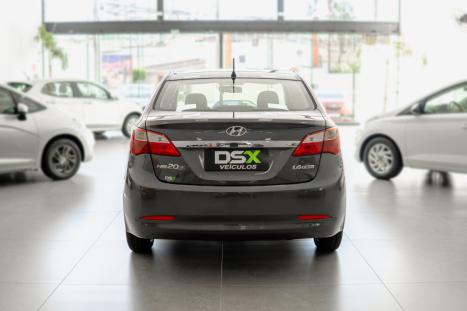 HYUNDAI HB 20 Sedan 1.6 16V 4P FLEX COMFORT PLUS, Foto 4
