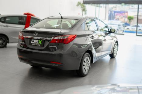 HYUNDAI HB 20 Sedan 1.6 16V 4P FLEX COMFORT PLUS, Foto 5