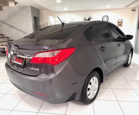 HYUNDAI HB 20 Sedan 1.6 16V 4P FLEX COMFORT PLUS, Foto 4