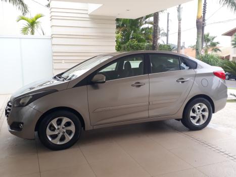 HYUNDAI HB 20 Sedan 1.6 16V 4P FLEX COMFORT PLUS AUTOM�TICO, Foto 2