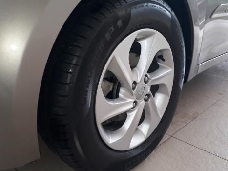 HYUNDAI HB 20 Sedan 1.6 16V 4P FLEX COMFORT PLUS AUTOM�TICO, Foto 13