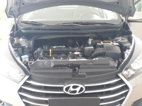 HYUNDAI HB 20 Sedan 1.6 16V 4P FLEX COMFORT PLUS AUTOM�TICO, Foto 16