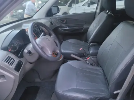 HYUNDAI Tucson 2.0 16V 4P GLS AUTOMÁTICO, Foto 7 HYUNDAI Tucson 2.0 16V 4P GLS AUTOMÁTICO, Foto 7