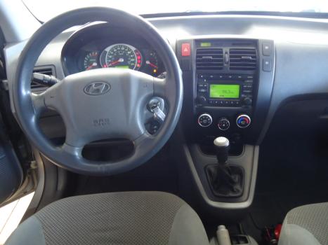 HYUNDAI Tucson 2.0 16V 4P GL, Foto 8