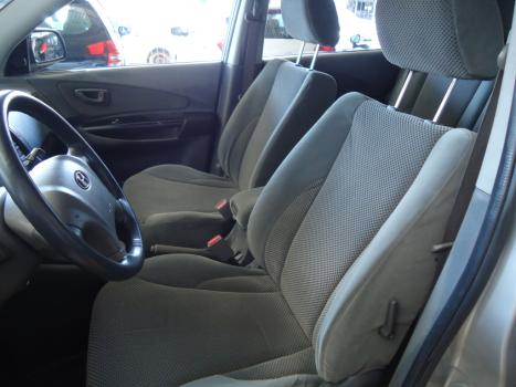 HYUNDAI Tucson 2.0 16V 4P GL, Foto 9