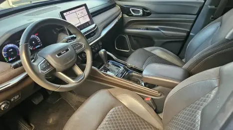 JEEP Commander 1.3 16V 4P FLEX T270 OVERLAND TURBO AUTOMÁTICO AT6, Foto 9